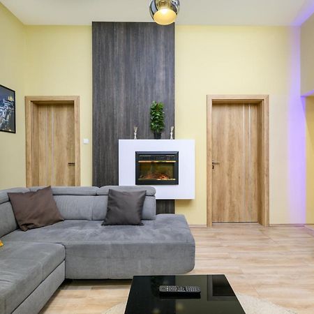Downtown Deluxe-Two Bedroom Apartment With Sauna Budapest Exterior foto