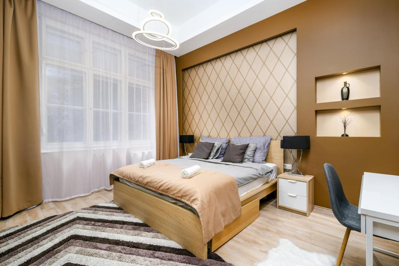 Downtown Deluxe-Two Bedroom Apartment With Sauna Budapest Exterior foto