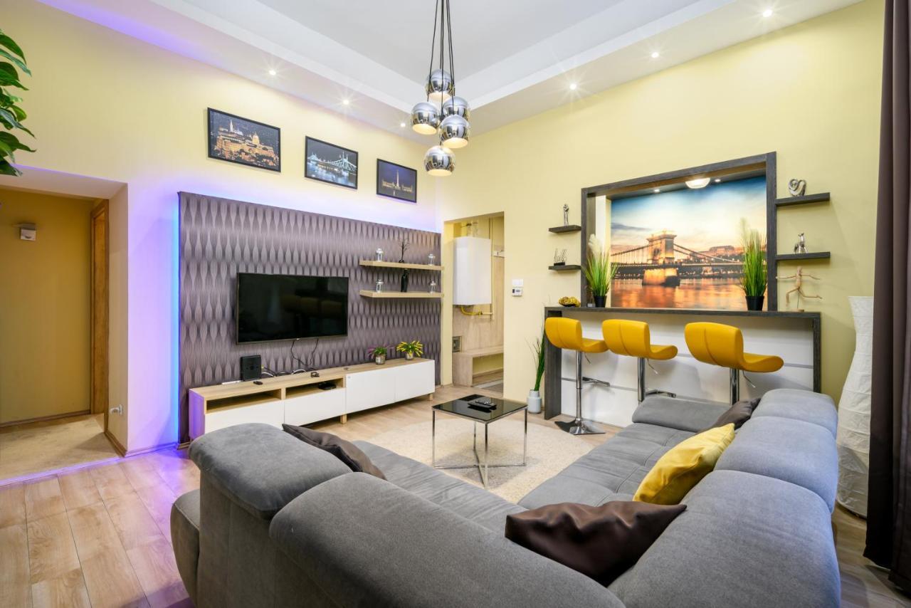 Downtown Deluxe-Two Bedroom Apartment With Sauna Budapest Exterior foto