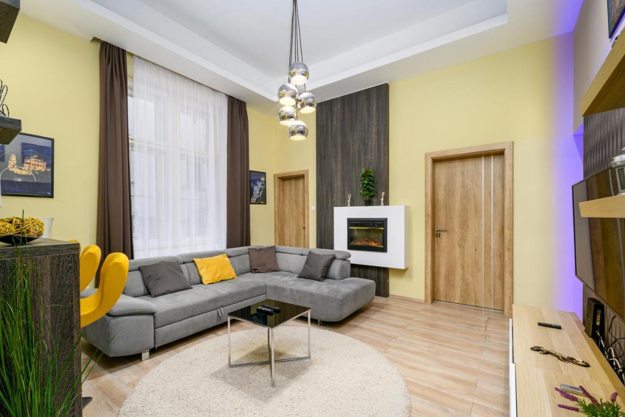 Downtown Deluxe-Two Bedroom Apartment With Sauna Budapest Exterior foto